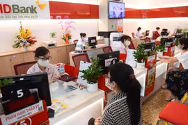 В банке HD Bank. (Фото: ВИА)