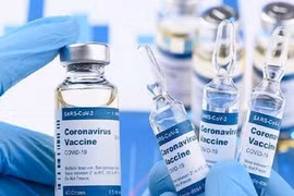 Дозы вакцины COVID-19 (Фото: AFP) 