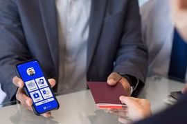 IATA Travel Pass можно рассматривать как ключ к открытию границ во время пандемии. (Фото предоставлено Vietnam Airlines)