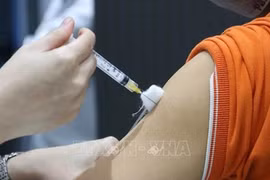 Безопасность обеспечивается на всех пунктах вакцинации COVID-19 (Фото: ВИА)