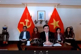Посол Вьетнама в Канаде Фам Као Фонг выступает на мероприятии (Фото: ВИА)