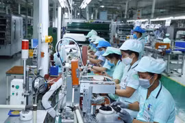 Производство наушников и динамиков на Foster Electric Bac Ninh Co.Ltd, предприятии с привлечением прямых иностранных инвестиций в промышленной зоне VSIP Bac Ninh (Фото: ВИA)