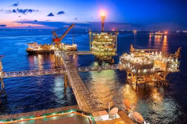 Добыча нефти на нефтяном месторождении Батьхо (Фото: ВИА) 