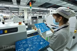 На основные статьи экспорта из Вьетнама в Индию в декабре 2021 года приходились обычные металлы (79,3 млн долларов), компьютеры, электроника и компоненты (78,8 млн долларов), телефоны и аксессуары (76,7 млн долларов). (Фото: ВИА)
