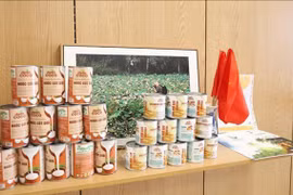 На мероприятии были представлены вьетнамские продукты (Фото: ВИА) 