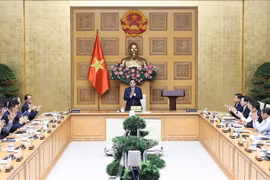 Премьер-министр Фам Минь Тьинь провел диалог с представителями корейских ассоциаций и бизнеса во Вьетнаме. (Фото: ВИА)