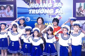 10-летнее путешествие ради Хоангша - Чыонгша. (Фото: tuoitre.vn)