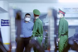 Полиция проводит обыски в штаб-квартире Tri Viet Securities (Фото: ВИА) 