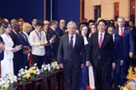 Президент Вьетнама Лыонг Кыонг и Генеральный секретарь ООН Антониу Гутерриш сопредседательствуют церемонии подписания и конференции, посвящённой Конвенции ООН по борьбе с киберпреступностью (Ханойская конвенция). (Фото: ВИА)