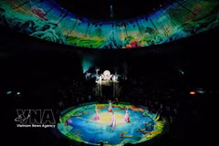 Технология 3D Mapping выводит цирковой спектакль «Горный бог и водное чудовище» на новый уровень