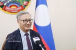 Вице-премьер, министр иностранных дел Лаоса Тхонгсаван Пхомвихан даёт интервью. Фото: ВИА