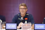 Тренер сборной Вьетнама U23 Филипп Трусье выступает на пресс-конференции. (Фото: ВИА)