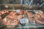 Вьетнам импортирует свинину и продукты из свинины в 10 раз больше, чем экспортирует. (Фото: tuoitre.vn)