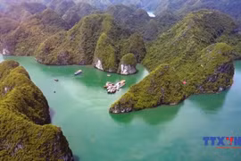 Залив Халонг. (Фото: ВИА).
