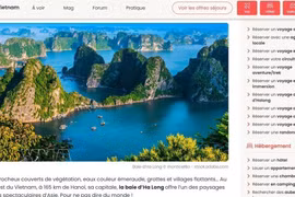 Статья на сайте Le Guide du Routard : préparez vos voyages et vacances называет вьетнамскую бухту Халонг «одним из самых прекрасных чудес света», которое каждому стоит увидеть хотя бы раз в жизни. Фото: ВИА.