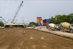 Строительство скоростной автомагистрали Каолань — Анхыу, участок 1 через коммуну Ньими, район Каолань, провинция Донгтхап (Фото: ВИА)