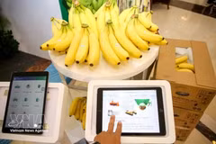 Вьетнамская сельскохозяйственная продукция снабжается маркировкой с системой отслеживания происхождения, что позволяет потребителям проверять ее происхождение. (Фото: ВИА) 