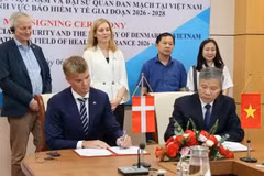 На церемонии подписания Меморандума о взаимопонимании. (Фото: VietnamPlus) 