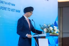 Посол Сингапура во Вьетнаме Раджпал Сингх выступает на церемонии. (Фото: VietnamPlus)