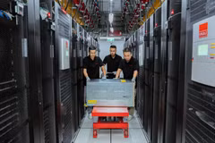 Система суперкомпьютера B200 обладает производительностью до 1,5 эксафлопс, что эквивалентно 1 500 миллионам миллиардов операций в секунду. (Фото: Nhandan).