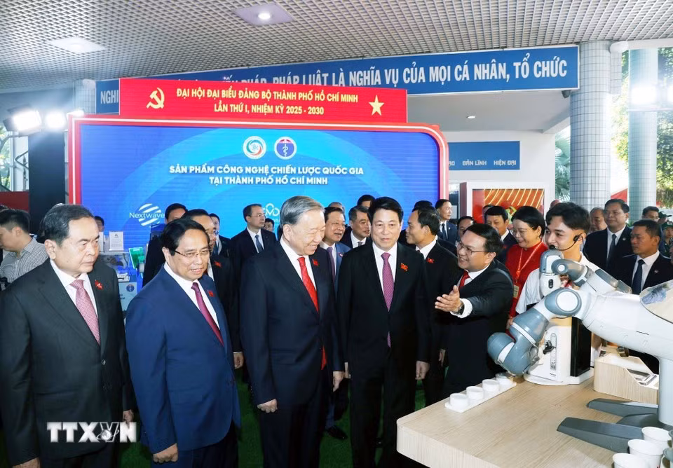 2-tong-bi-thu-to-lam-du-dai-hoi-dai-bieu-dang-bo-thanh-pho-ho-chi-minh-14-5.jpg