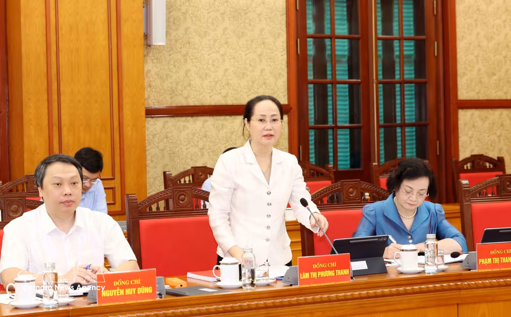 vnanet_potal-thuong-truc-ban-bi-thu-chu-tri-hop-thuong-truc-ban-chi-dao-trung-uong-ve-phat-trien-van-hoa-9048614.jpg