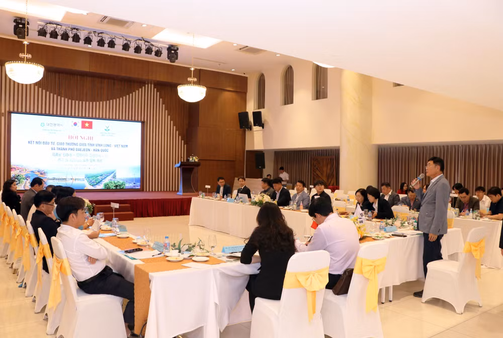 hoi-nghi-ket-noi-dau-tu-giao-thuong-giua-tinh-vinh-long-viet-nam-va-thanh-pho-daejeon-han-quoc-8636239.jpg