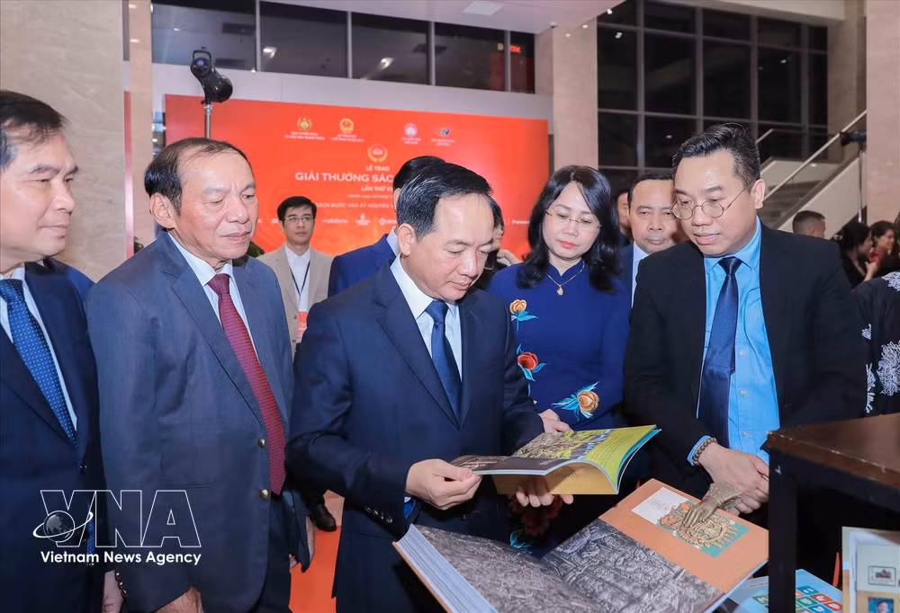 vnanet-potal-le-trao-giai-thuong-sach-quoc-gia-nam-2026-86280648-22-0-5.jpg