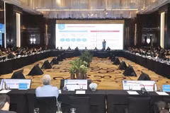 На пленарном заседании Vietnam International Digital Week 2022. (Фото: ВИА)