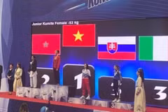 Нгуен Тхи Зиеу Ли завоевала золотую медаль на чемпионате мира среди кадетов, юниоров и молодежи до 21 года 2022 года в Конье, Турция, 29 октября. (Фото: vnexpress.net) 