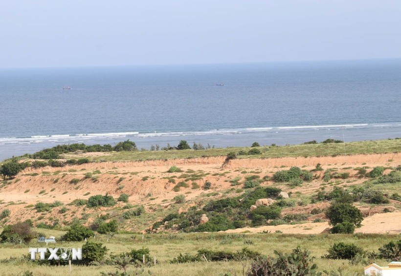 Место, выбранное для строительства атомной электростанции «Ниньтхуан-1», в общине Фыокдинь. (Фото: ВИА).