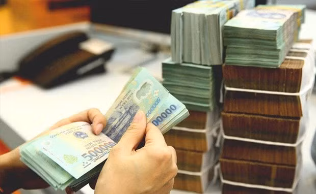 "Большая четверка" снизила процентные ставки по депозитам до самого низкого уровня в банковской системе ảnh 2