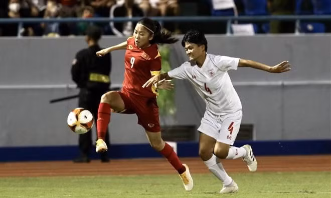 SEA Games 31: Вьетнам победил Мьянму в полуфинале женского футбола ảnh 1