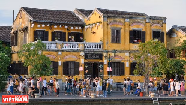 Туризм Вьетнама продемонстрирует сильное восстановление в 2023 году ảnh 1