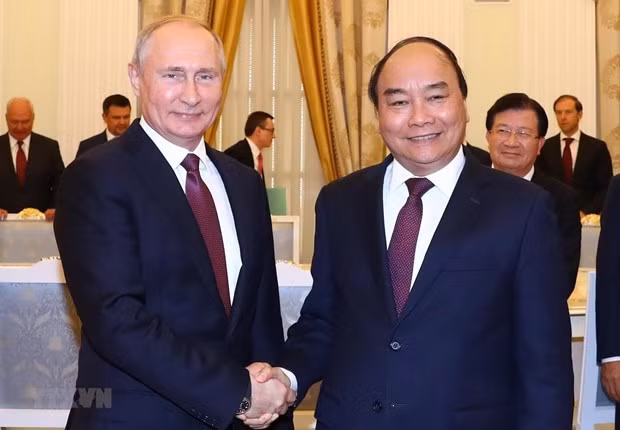Президент Нгуен Суан Фук направил письмо Президенту Российской Федерации Владимиру Путину ảnh 1