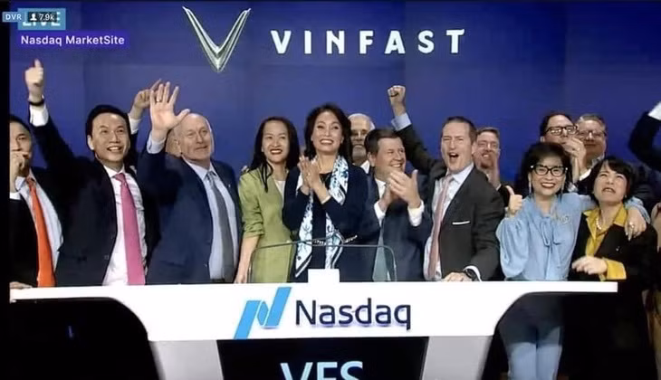 VinFast официально вышел на фондовую биржу США ảnh 1