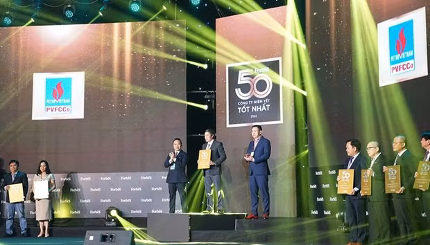 4 дочерних компании PetroVietnam включены в список Forbes Vietnam из 50 крупнейших зарегистрированных компаний ảnh 2