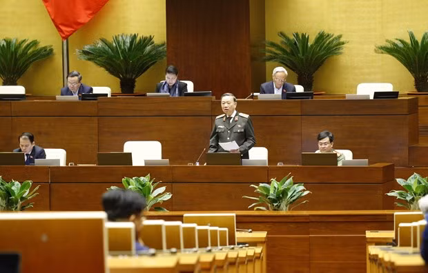 Проект пересмотренного закона о местожительстве и законопроект о защите границ в фокусе НС 21 октября ảnh 1