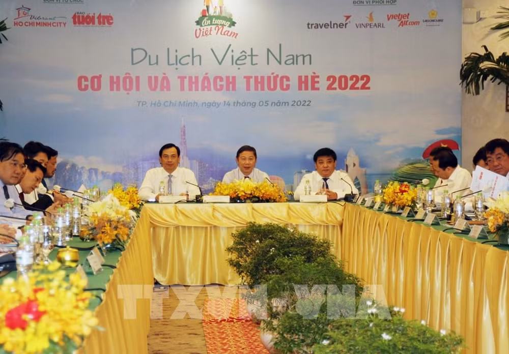 Вьетнам готов принять туристов летом 2022 года ảnh 1
