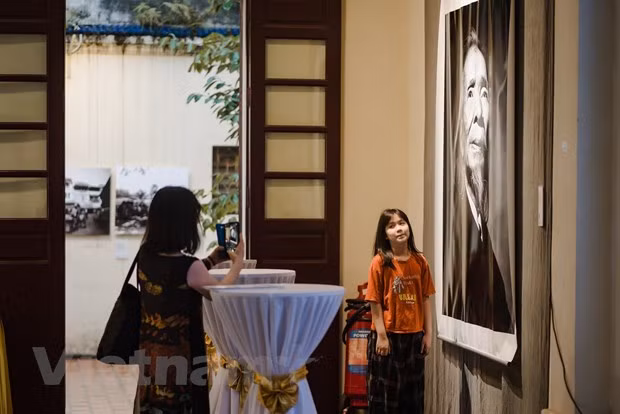 Биеннале «Photo Hanoi'23» создает движущую силу для развития культуры и искусства столицы ảnh 3