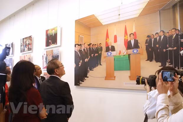 Фотовыставка, посвященная всестороннему сотрудничеству между Вьетнамом и Японией ảnh 4