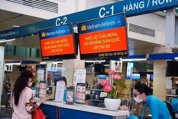 24 января в рамках XIII всевьетнамского съезда КПВ Vietnam Airlines выполнила около 30 рейсов ảnh 2