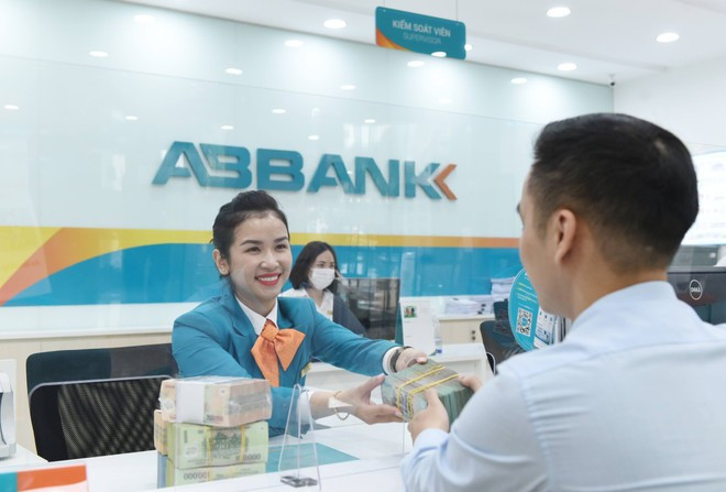 Прибыль ABBank также продемонстрировала впечатляющий прорыв. (Фото: Vietnam+) dsc-8162.jpg