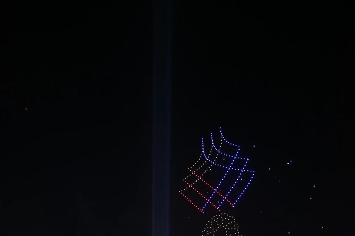 Зажжение факела на церемонии открытия SEA Games 33. Фото: Минь Куиет -специальный корреспондент ВИА в Таиланде.