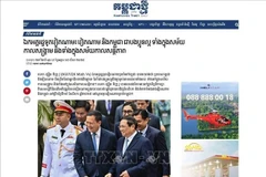 Газета Kampuchea Thmey Daily 19 августа опубликовала статью под заголовком: «Посол Вьетнама: Вьетнам и Камбоджа — хорошие братья как в войне, так и в мирное время». (Фото: ВИА)