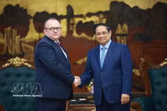 Премьер-министр Фам Минь Тьинь принимает Председателя Государственного комитета судебных экспертиз Республики Беларусь Волкова Алексея Александровича. (Фото: ВИА)