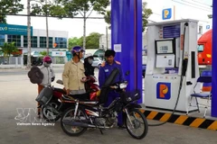 Автозаправочная станция компании Petrolimex. (Фото: ВИА)