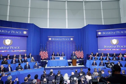 Генеральный секретарь То Лам присутствует на заседании по открытию Совета мира по Газе в столице Вашингтон (США ). (Фото: ВИА)