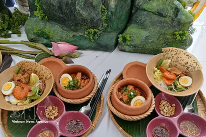 Ми Куанг стал одним из знаковых блюд вьетнамской кухни и кухни Центрального Вьетнама, способствуя укреплению туристического бренда Дананга на национальной и международной карте гастрономического туризма. Фото: ВИА.