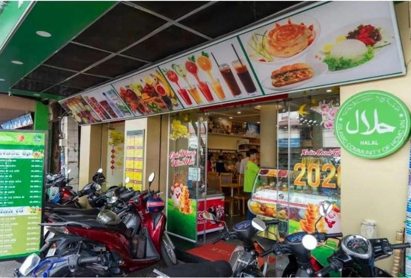 В магазине халяльных продуктов в городе Хошимин. (Фото: VnEconomy)